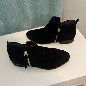Dr. Scholl's Black Ankle Booties with Zipper